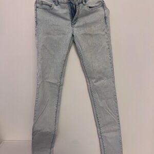 Uniqlo Women's Skinny Jeans in Light Gray